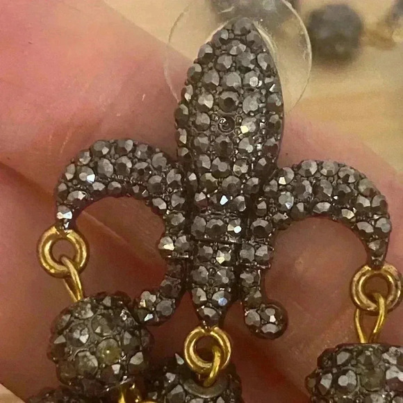 Fluer De Lis Womens Black Crystal Dangle Costume Earrings - Picture 6 of 8